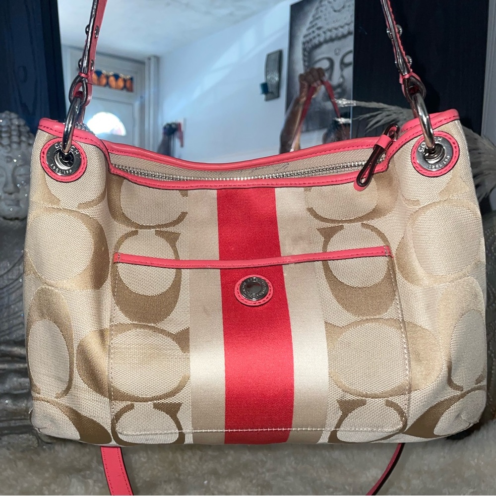 Coach handbag - Picture 1 of 2
